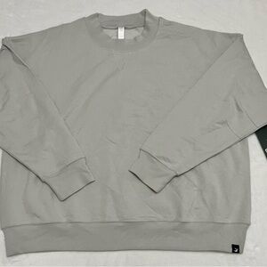 Woman’s L sweatshirt NWT Glyder